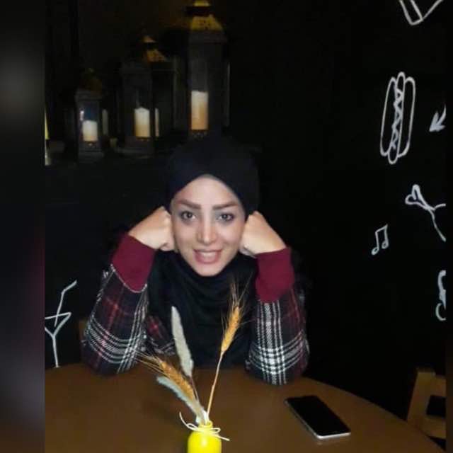 زهرا پوریانی